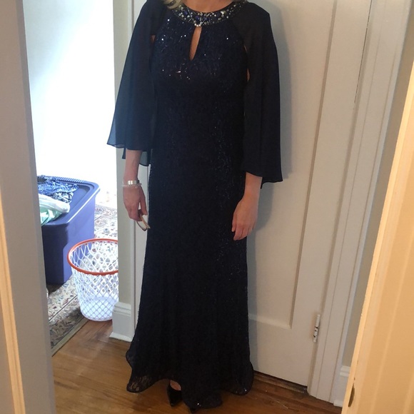 SLNY navy blue sequins gown - Picture 2 of 7